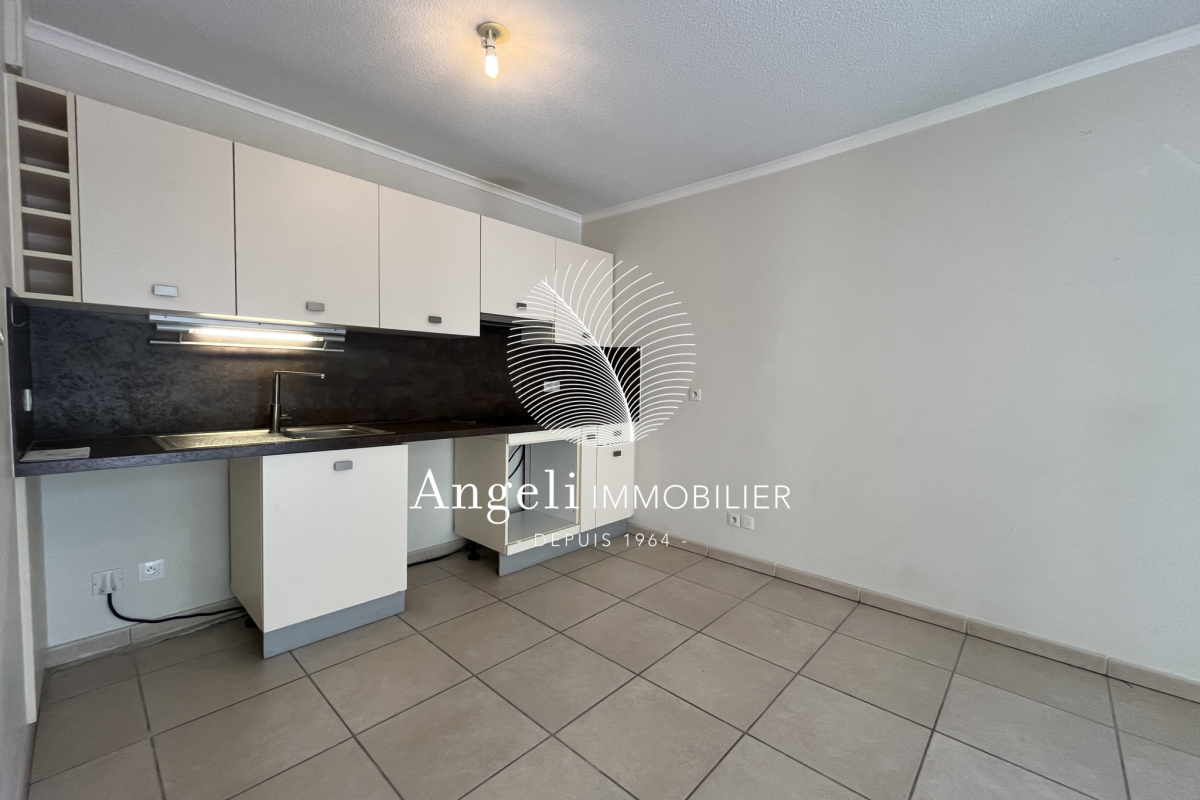 Appartement de luxe à vendre à Saint-Aygulf, 214 500 €, Photo 2