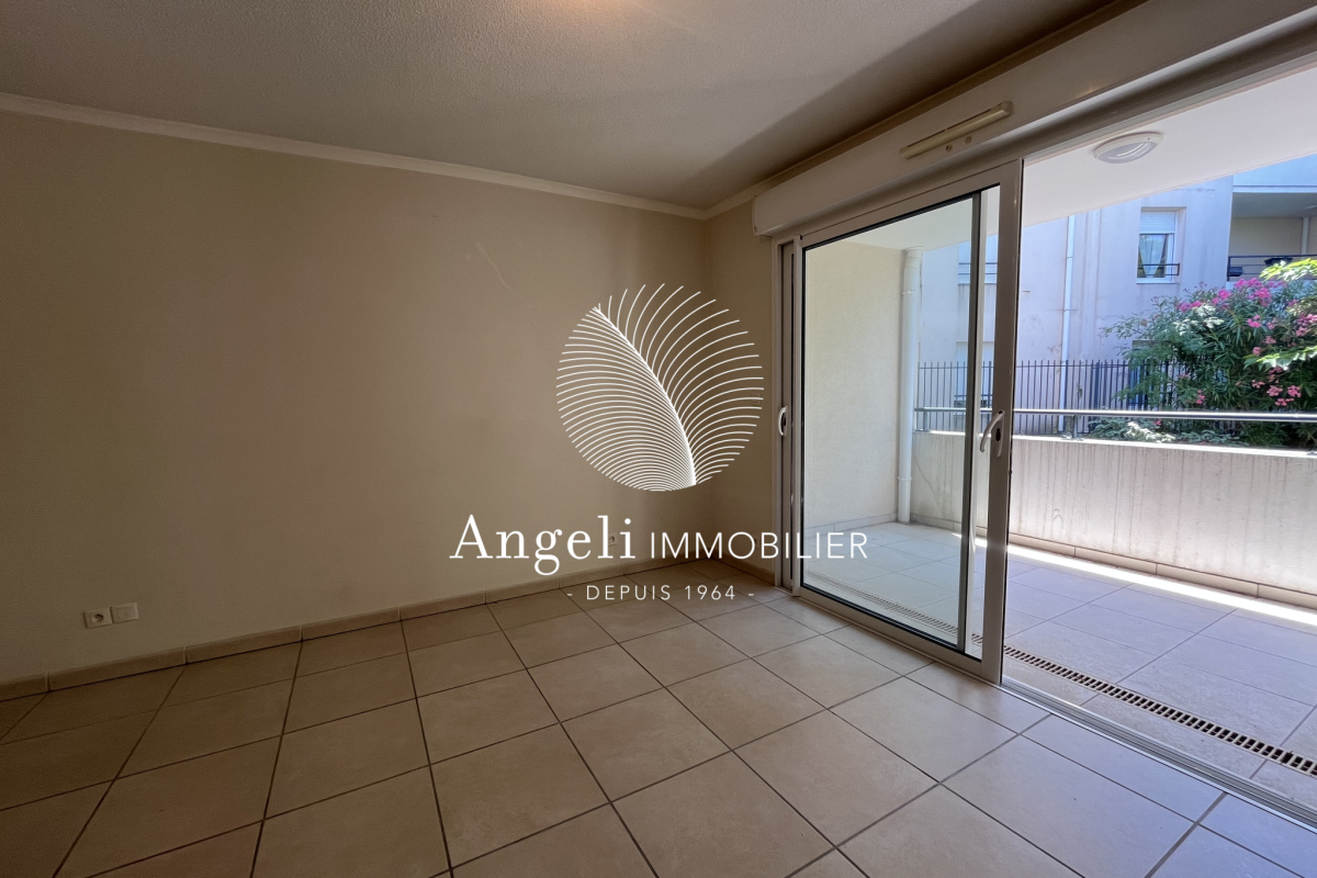 Appartement de luxe à vendre à Saint-Aygulf, 214 500 €, Photo 3