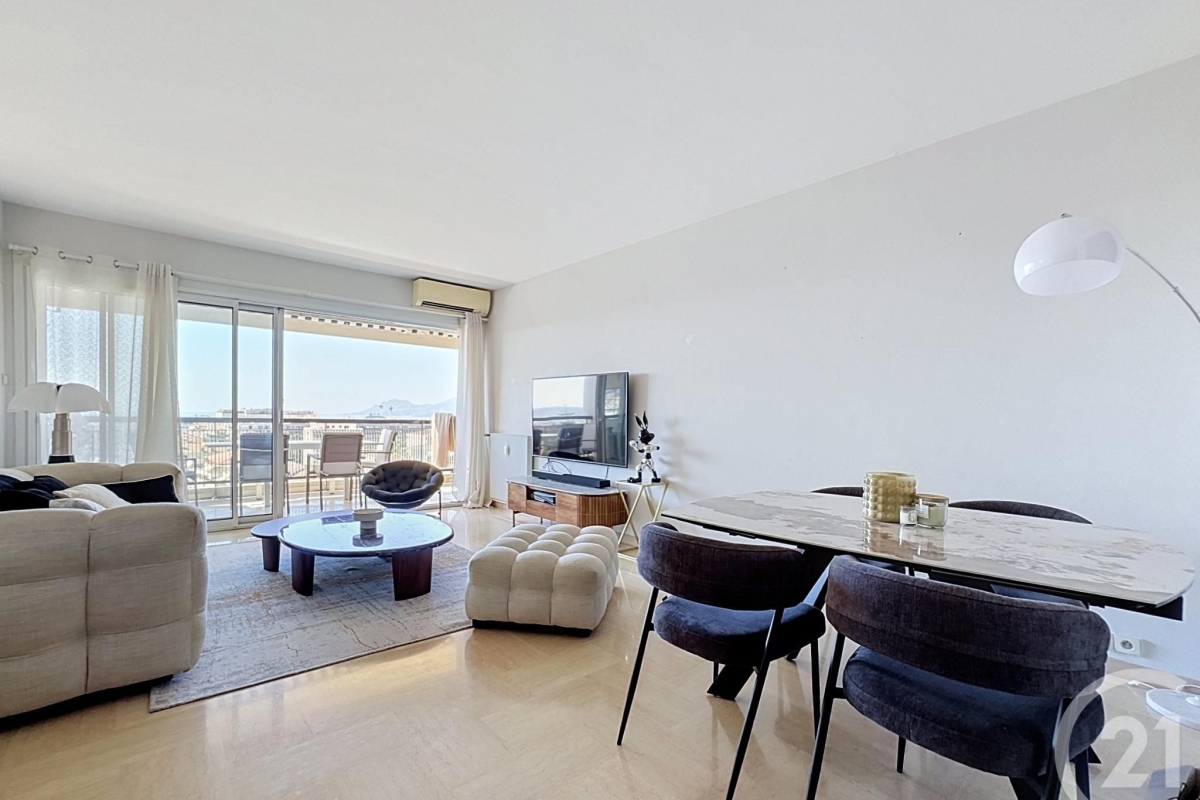 Luxury Apartment for sale in Cannes, 958 000 €, Photo 4