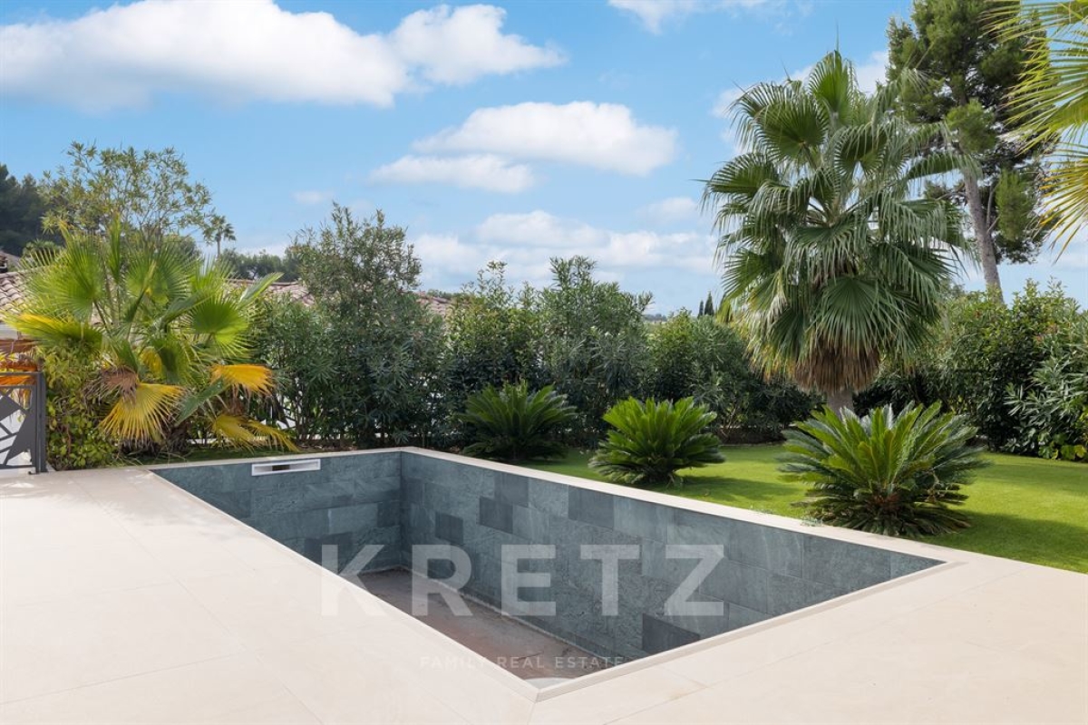 Maison de luxe à vendre à Sanary-sur-Mer, 1 490 000 €, Photo 3