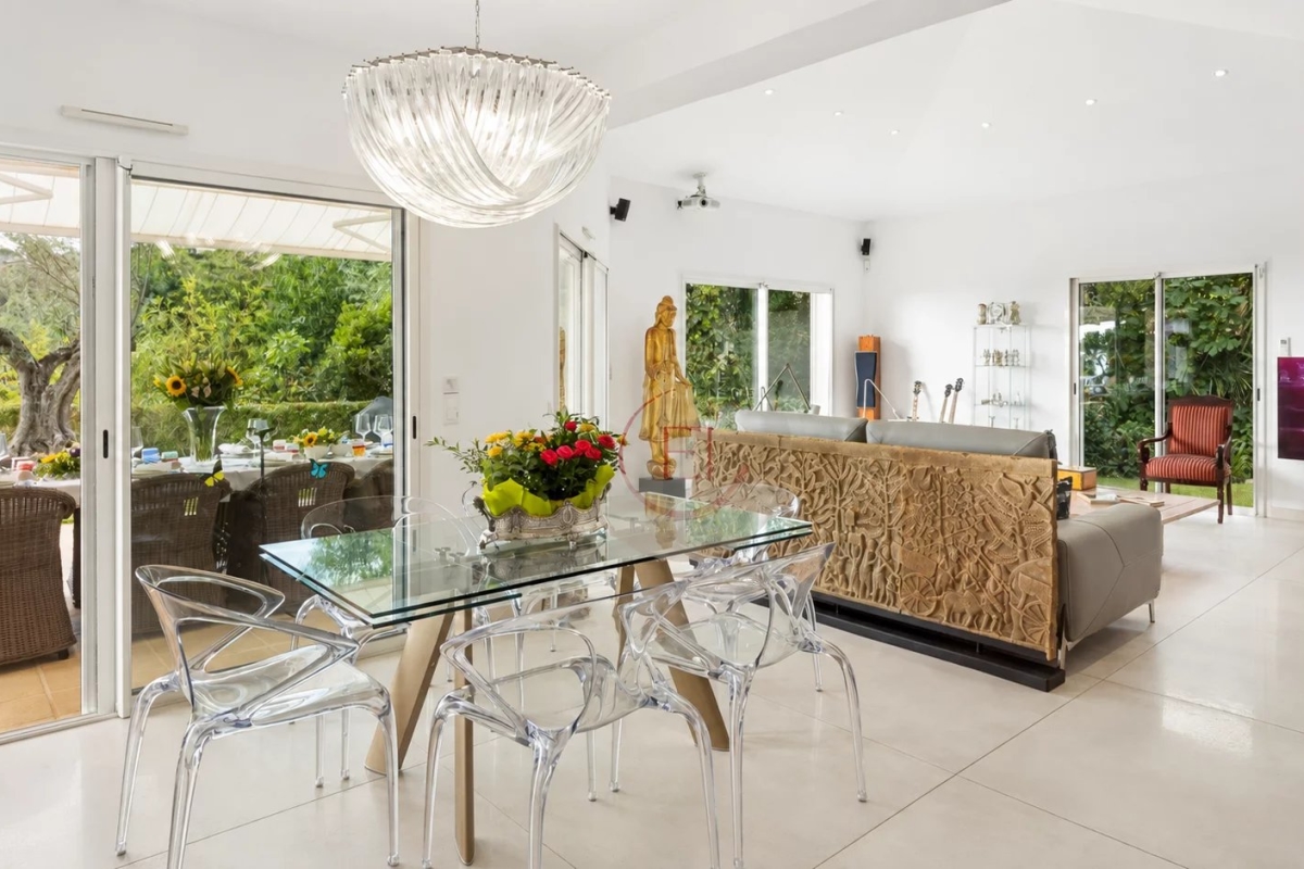 Maison de luxe à vendre à Les Adrets de l'Esterel, 1 470 000 €, Photo 3