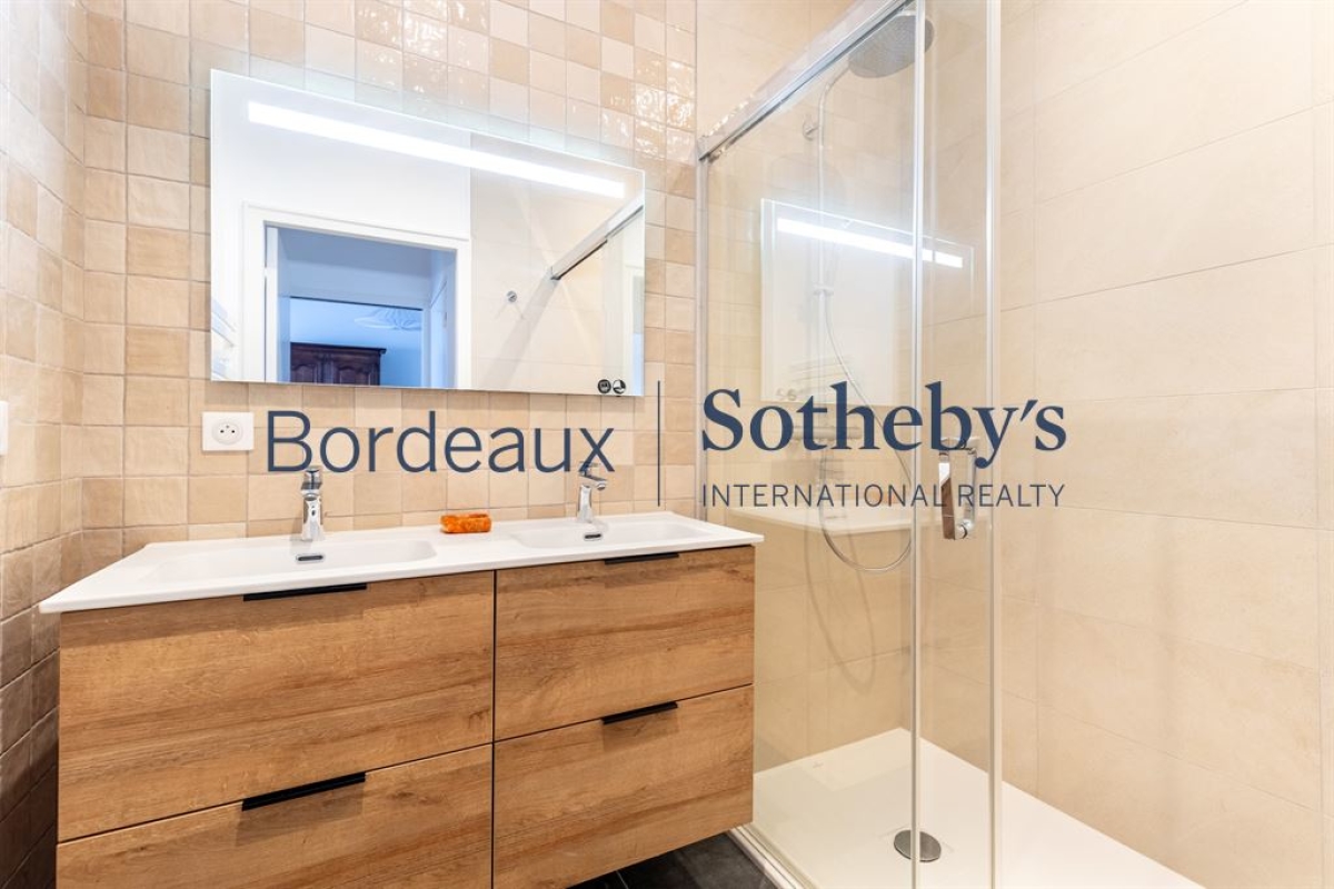 Luxury Apartment for sale in Bordeaux, 530 000 €, Photo 7