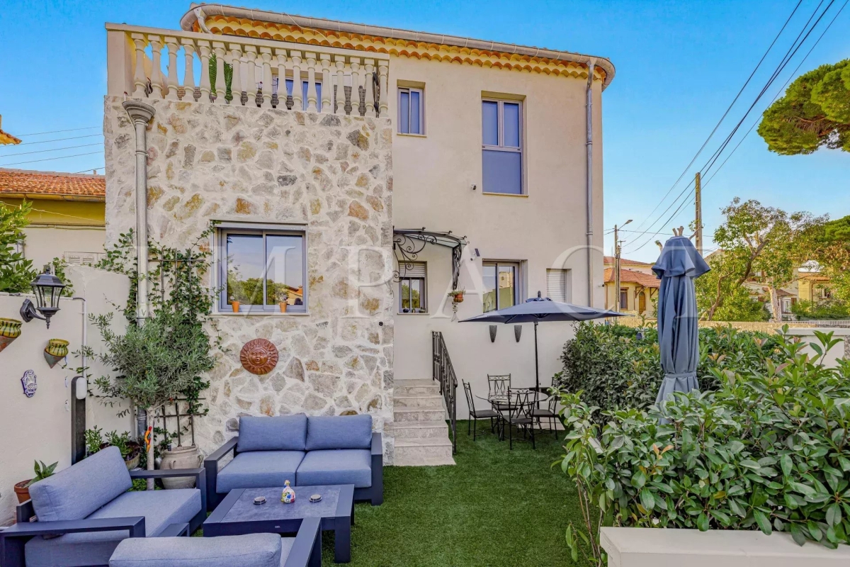 Maison de luxe à vendre à Cannes, 1 178 000 €, Photo 2