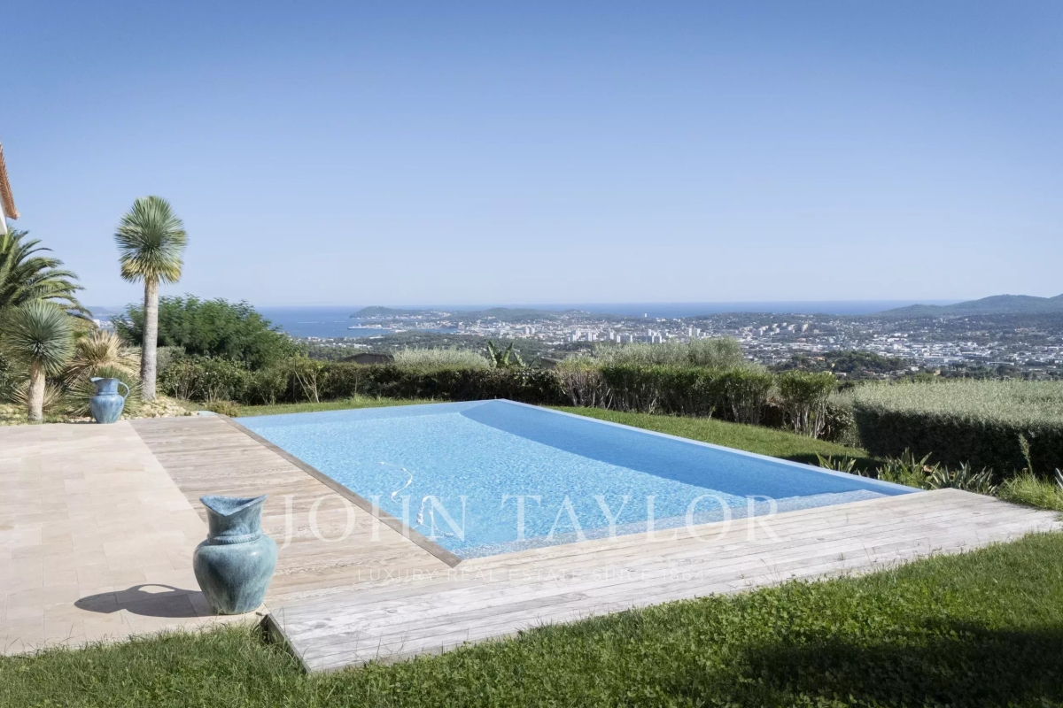 Luxury House for sale in Sanary-sur-Mer, 2 912 000 €, Photo 2
