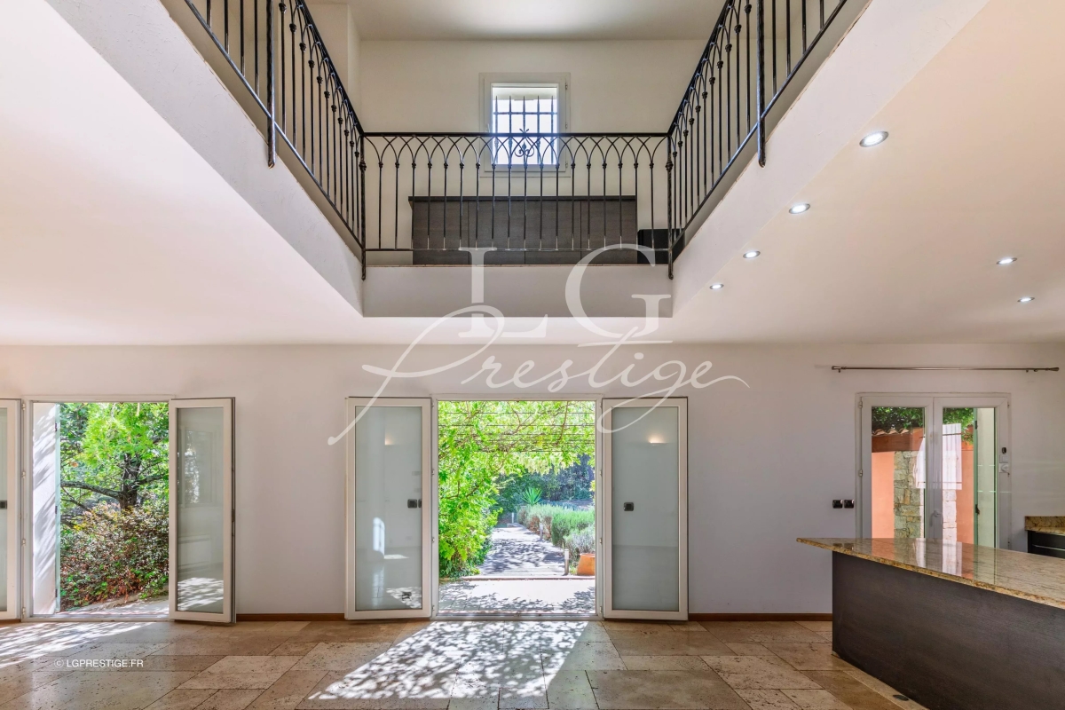 Luxury House for sale in Fayence, 840 000 €, Photo 6