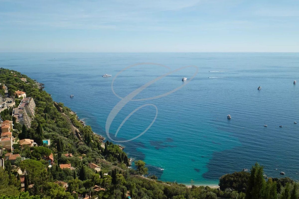 Maison de luxe à vendre à Roquebrune-Cap-Martin, 2 550 000 €, Photo 2