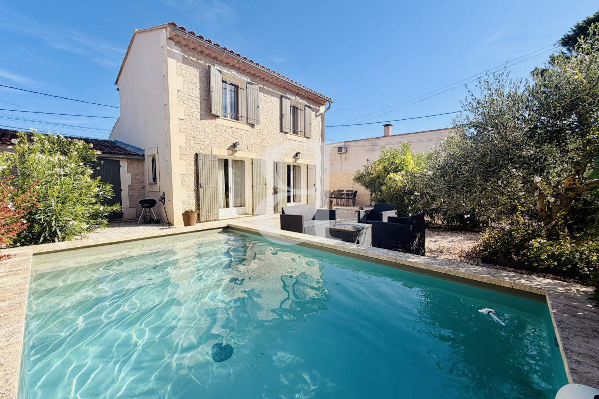 Luxury House for sale in Saint-Rémy-de-Provence, 845 000 €, Photo 3