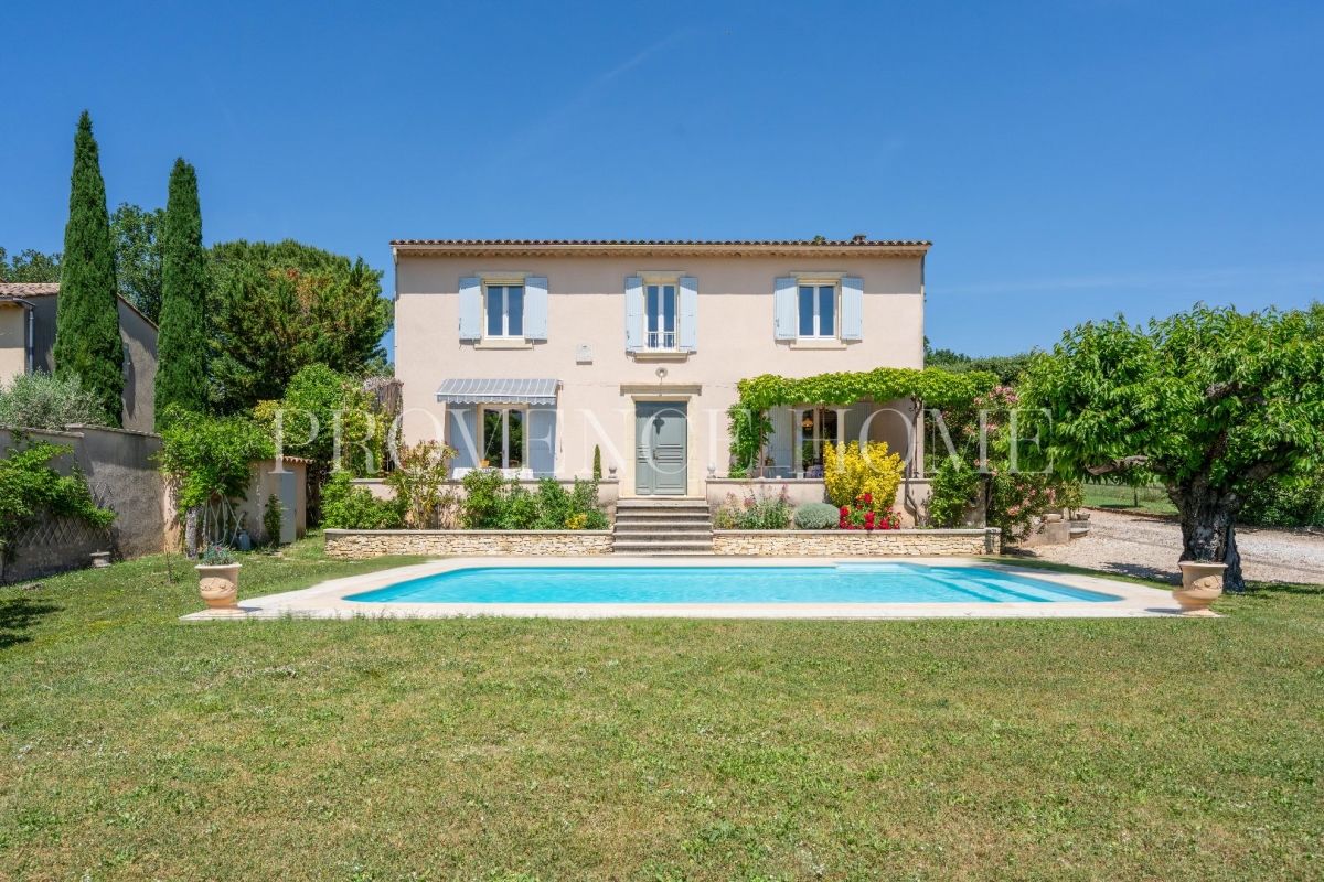 Luxury House for sale in Oppède, 790 000 €, Photo 1