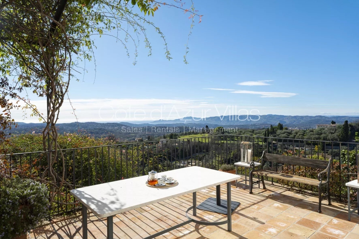 Luxury House for rental in Châteauneuf-Grasse, 8 500 €, Photo 2