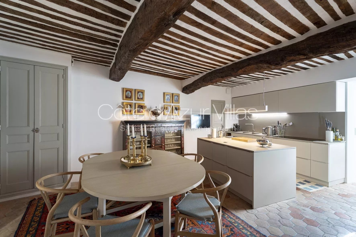 Luxury House for rental in Châteauneuf-Grasse, 8 500 €, Photo 3