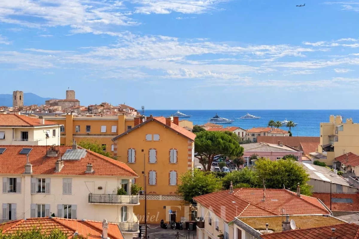 Appartement de luxe à vendre à Antibes, 1 260 000 €, Photo 1