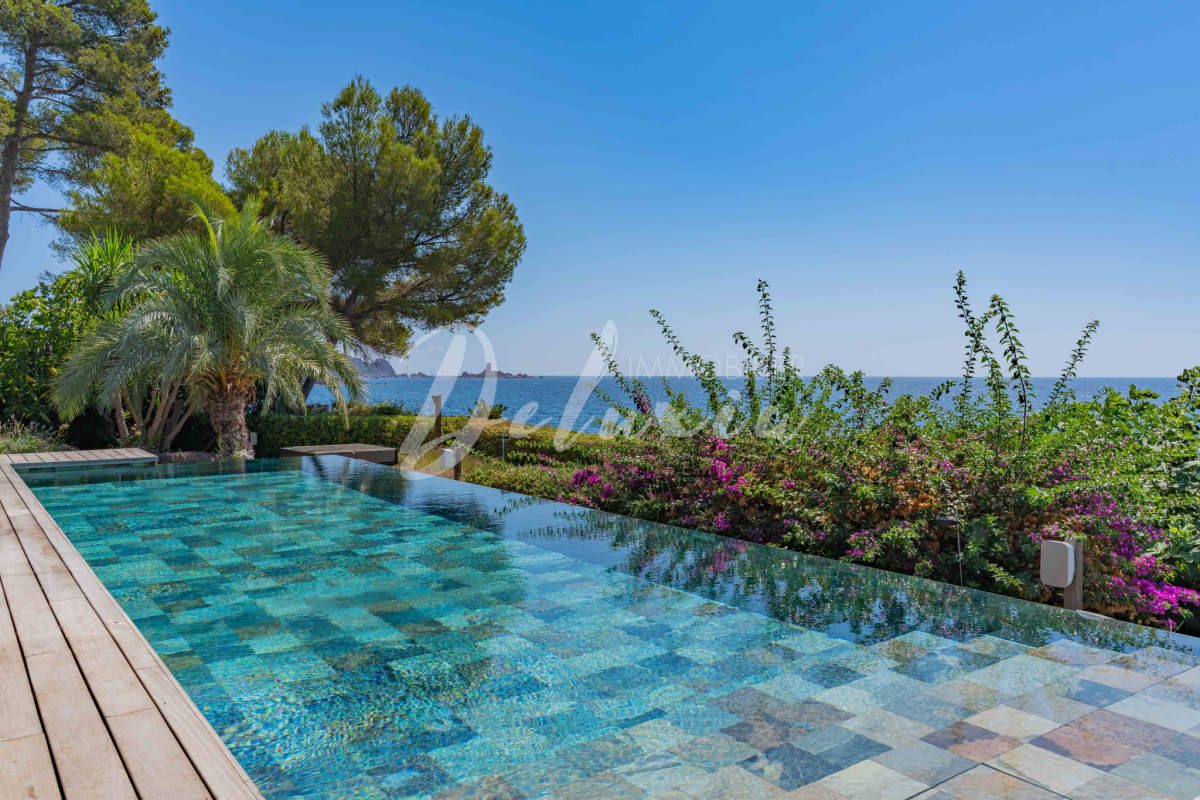 Maison de luxe à vendre à Saint-Raphaël, 8 750 000 €, Photo 3
