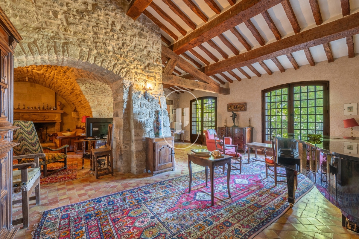 Maison de luxe à vendre à Saignon, 650 000 €, Photo 3