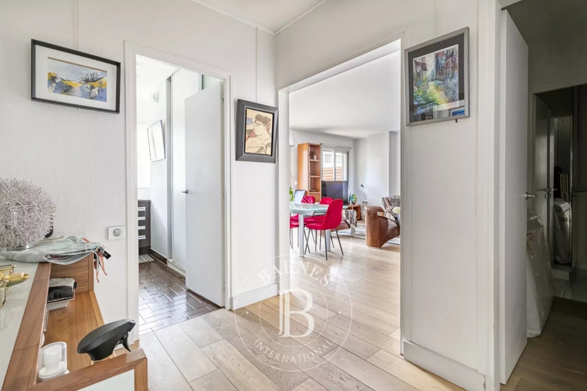 Luxury Apartment for sale in Paris 15ème, 980 000 €, Photo 3