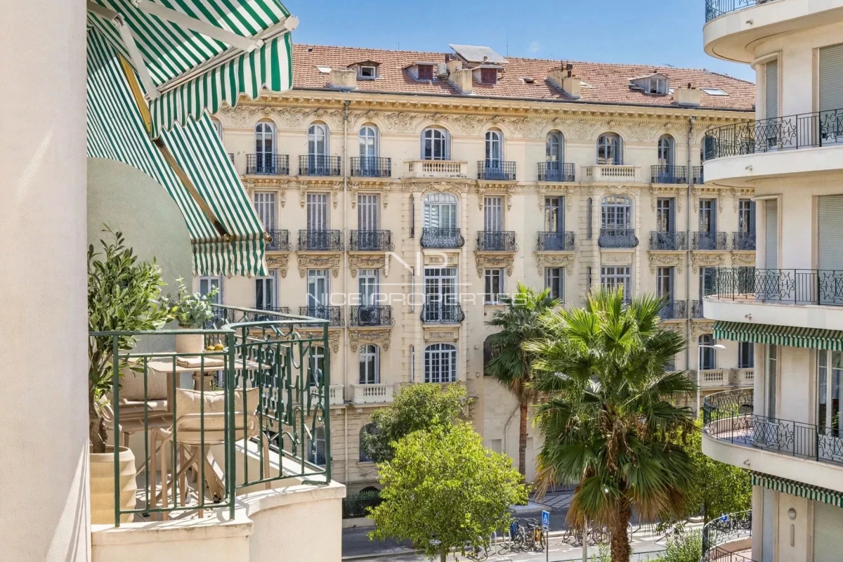 Luxury Apartment for sale in Nice, 1 100 000 €, Photo 3