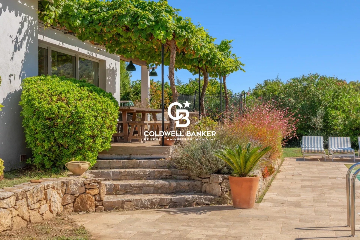 Maison de luxe à vendre à Hyères, 1 150 000 €, Photo 5