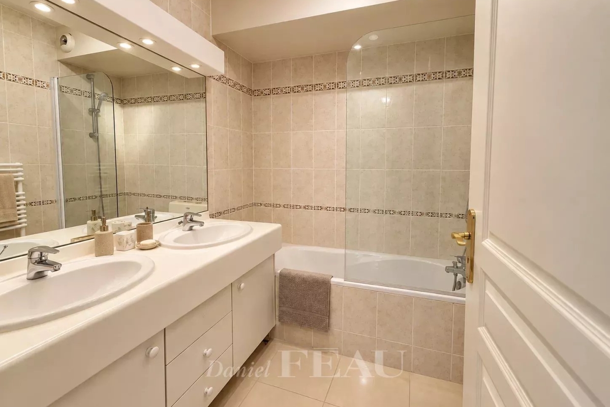 Appartement de luxe à vendre à Antibes, 1 260 000 €, Photo 5