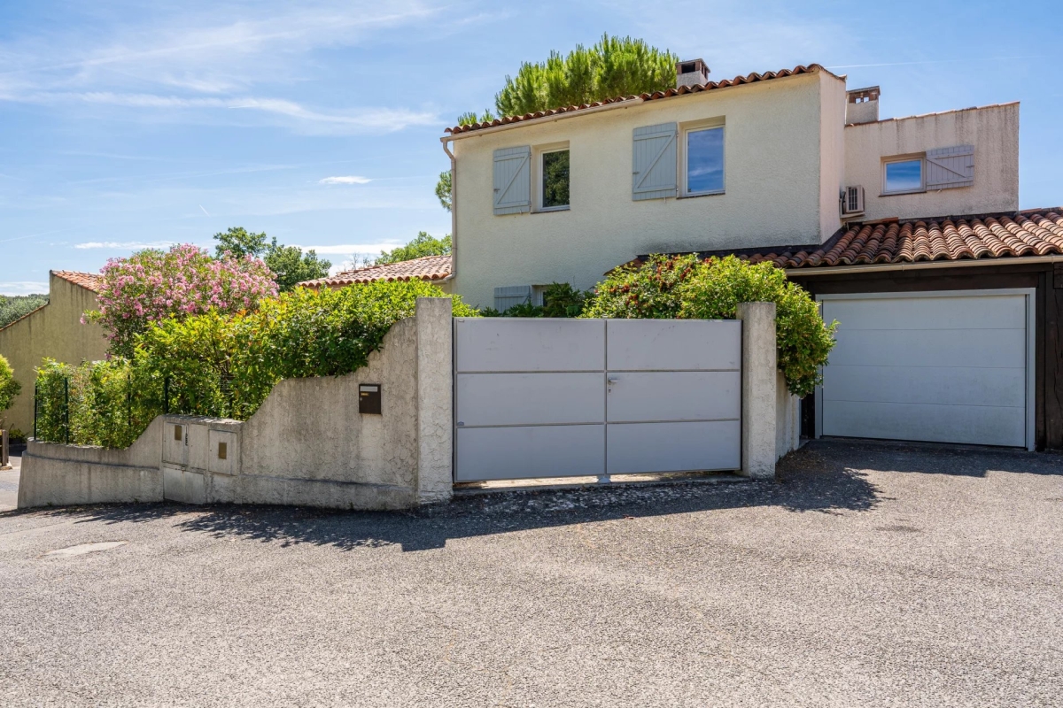 Maison de luxe à vendre à Grasse, 695 000 €, Photo 6