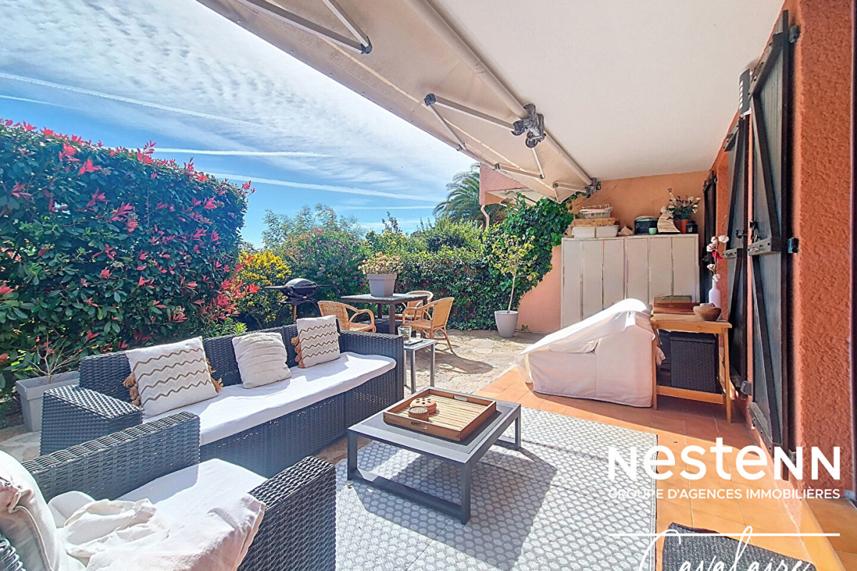 Appartement de luxe à vendre à Cavalaire-sur-Mer, 355 000 €, Photo 2