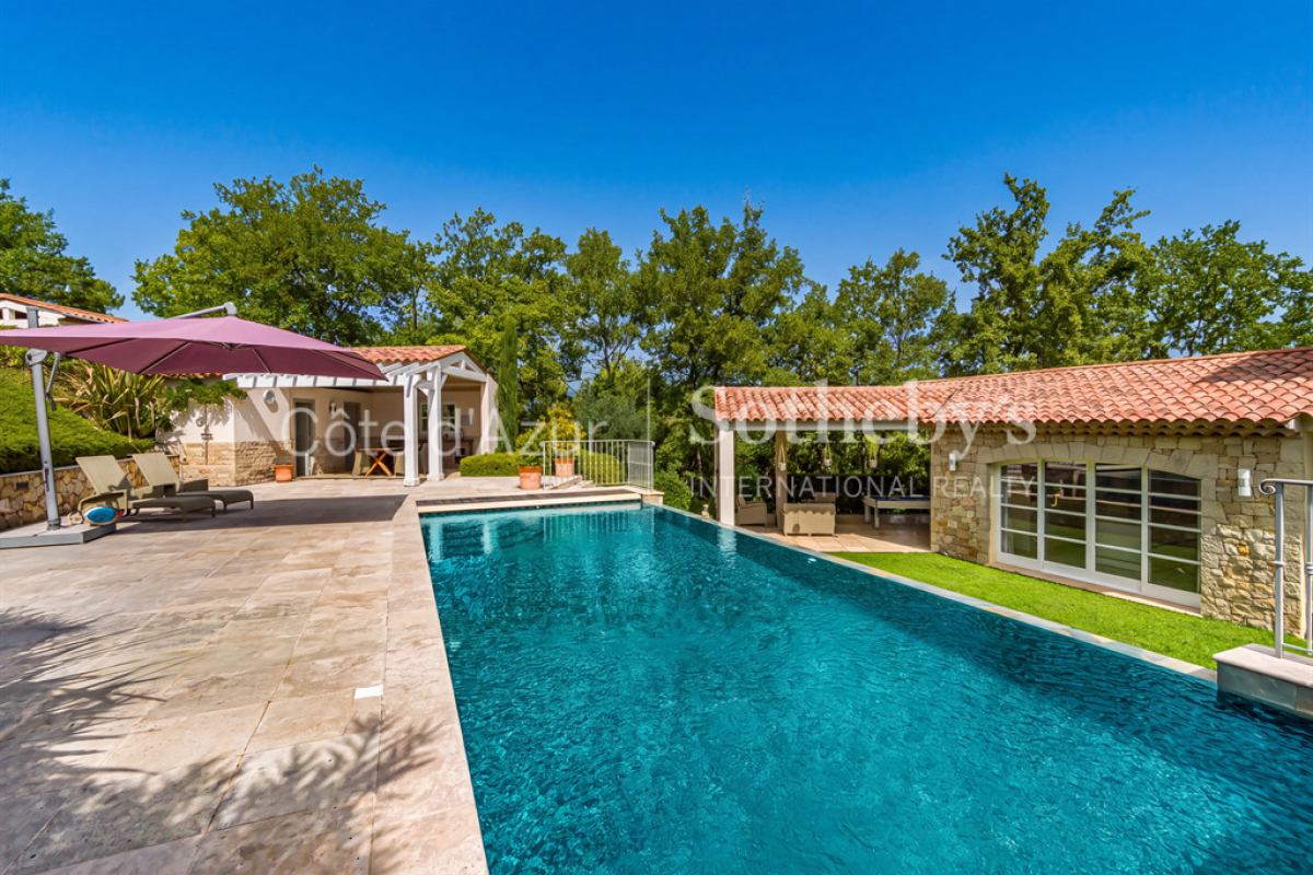 Luxury House for sale in Tourrettes, 2 700 000 €, Photo 2