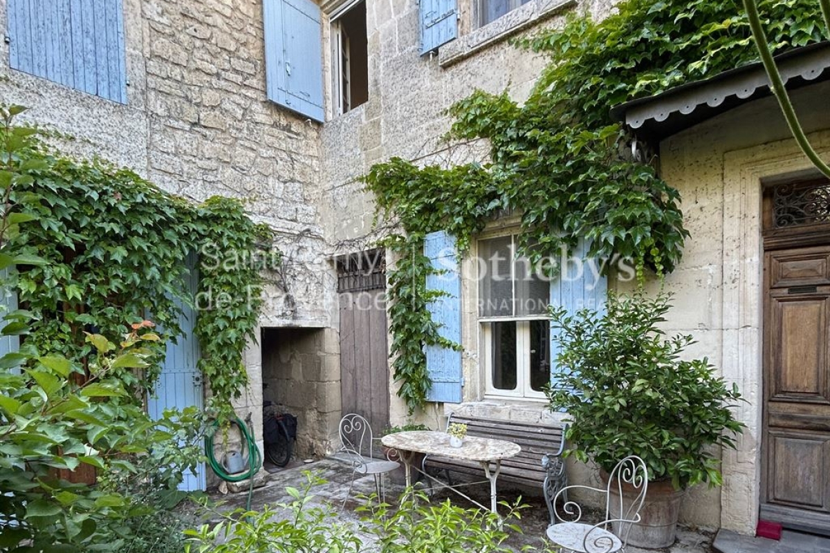 Luxury House for sale in Fontvieille, 1 280 000 €, Photo 2