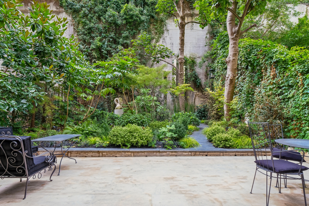 Luxury Apartment for sale in Paris 18ème, 1 050 000 €, Photo 2