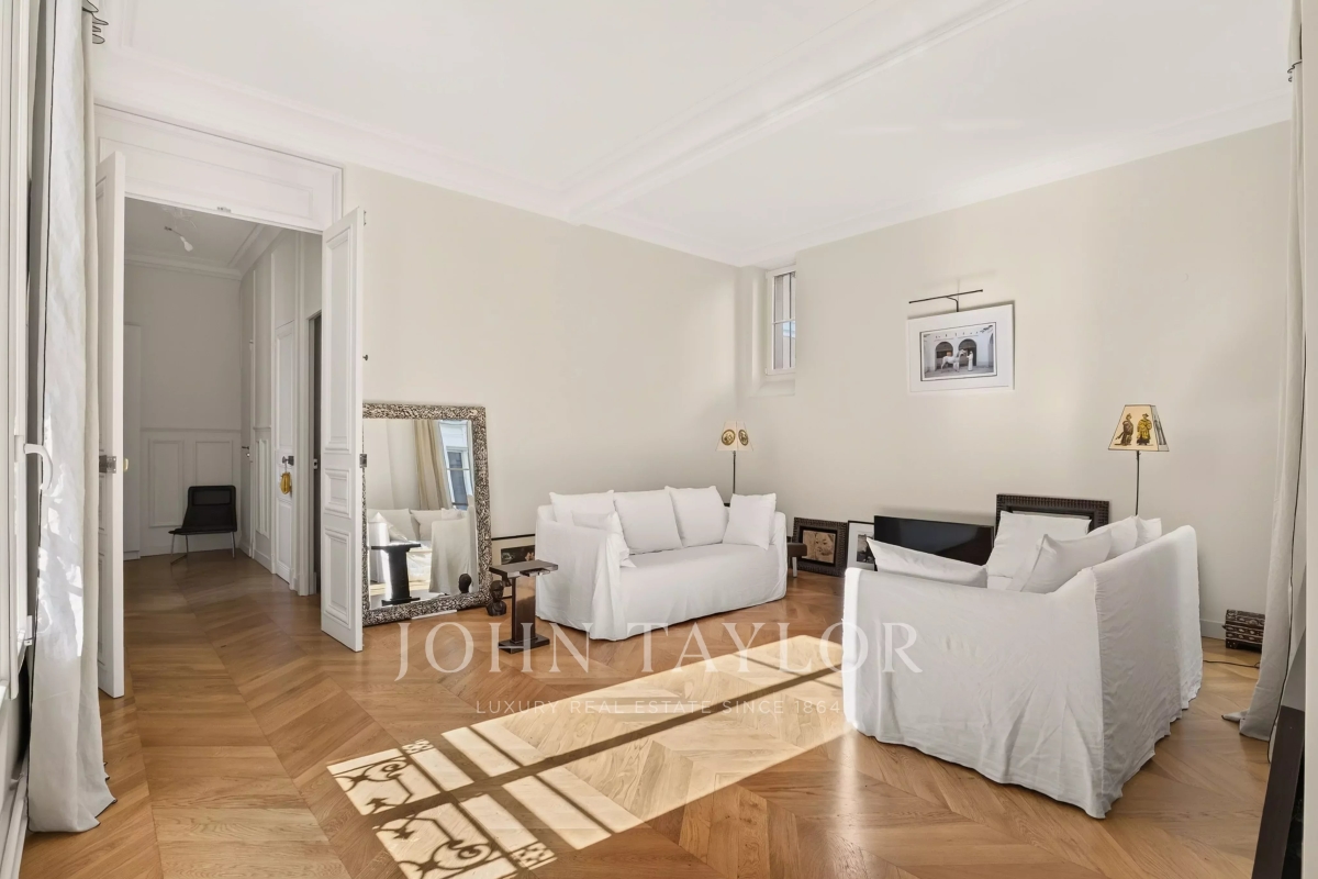 Appartement de luxe à vendre à Paris 7ème, 1 450 000 €, Photo 2
