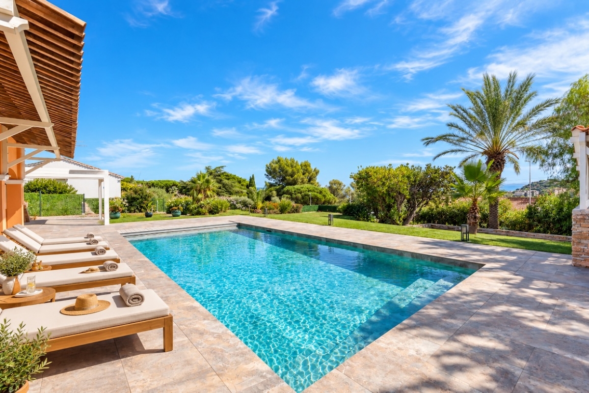 Luxury House for sale in Cavalaire-sur-Mer, 1 780 000 €, Photo 3