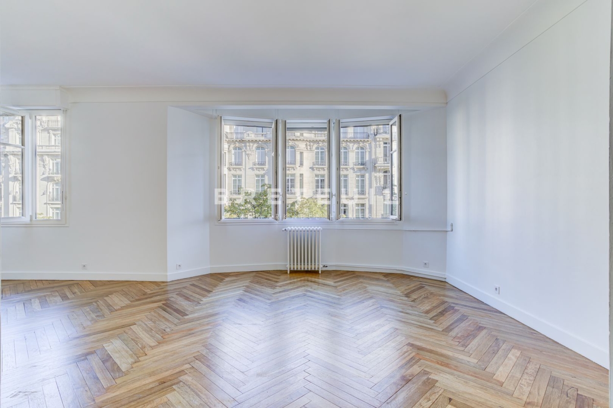 Appartement de luxe à louer à Paris 8ème, 5 143 €, Photo 4