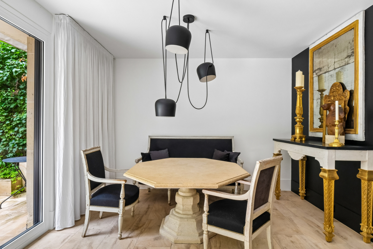 Luxury Apartment for sale in Paris 18ème, 1 050 000 €, Photo 7