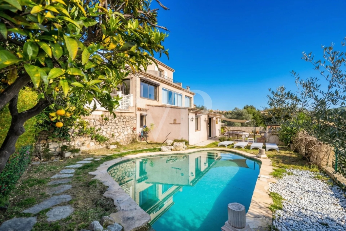 Maison de luxe à vendre à Vallauris, 1 175 000 €, Photo 2
