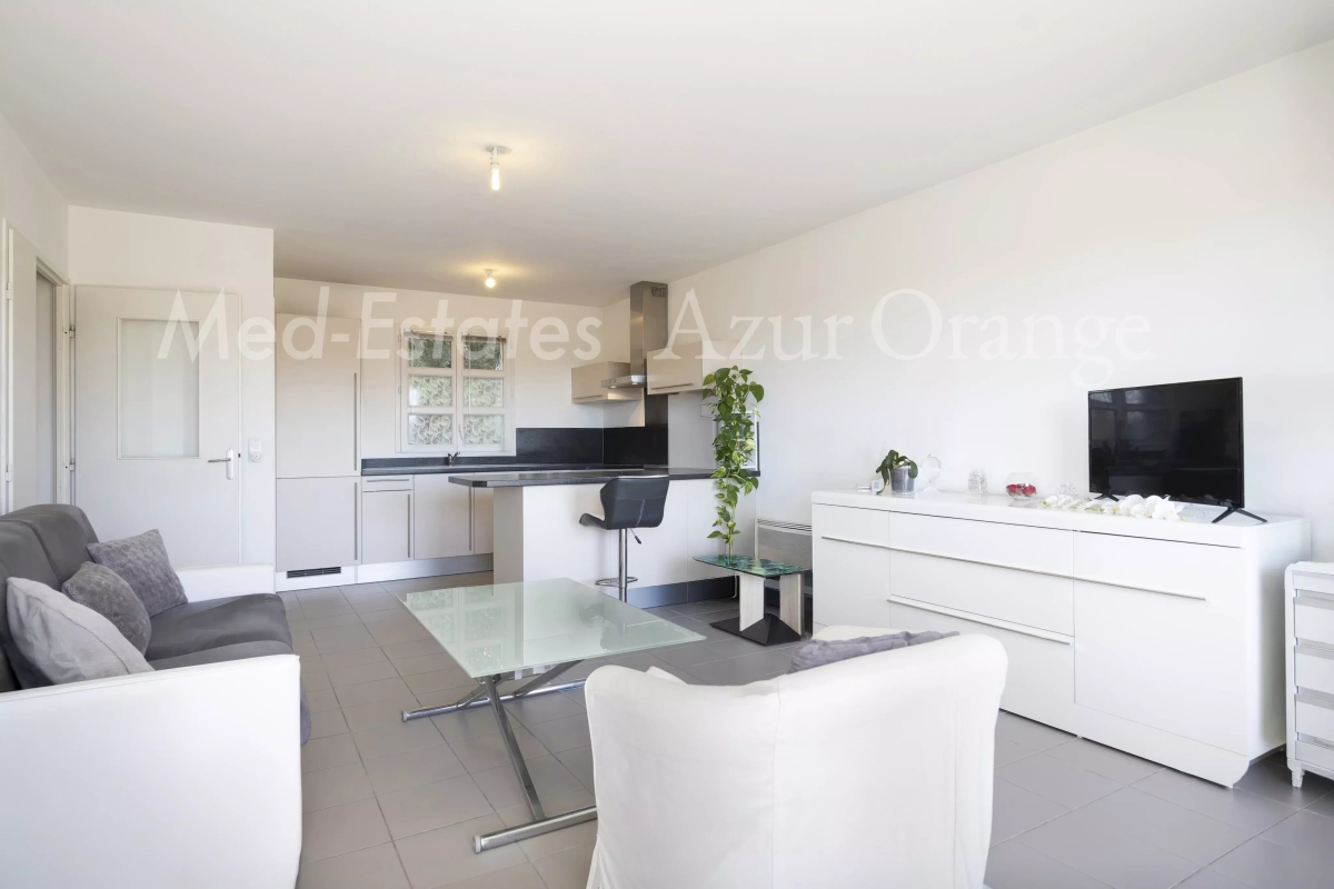 Appartement de luxe à vendre à Grimaud, 350 000 €, Photo 4
