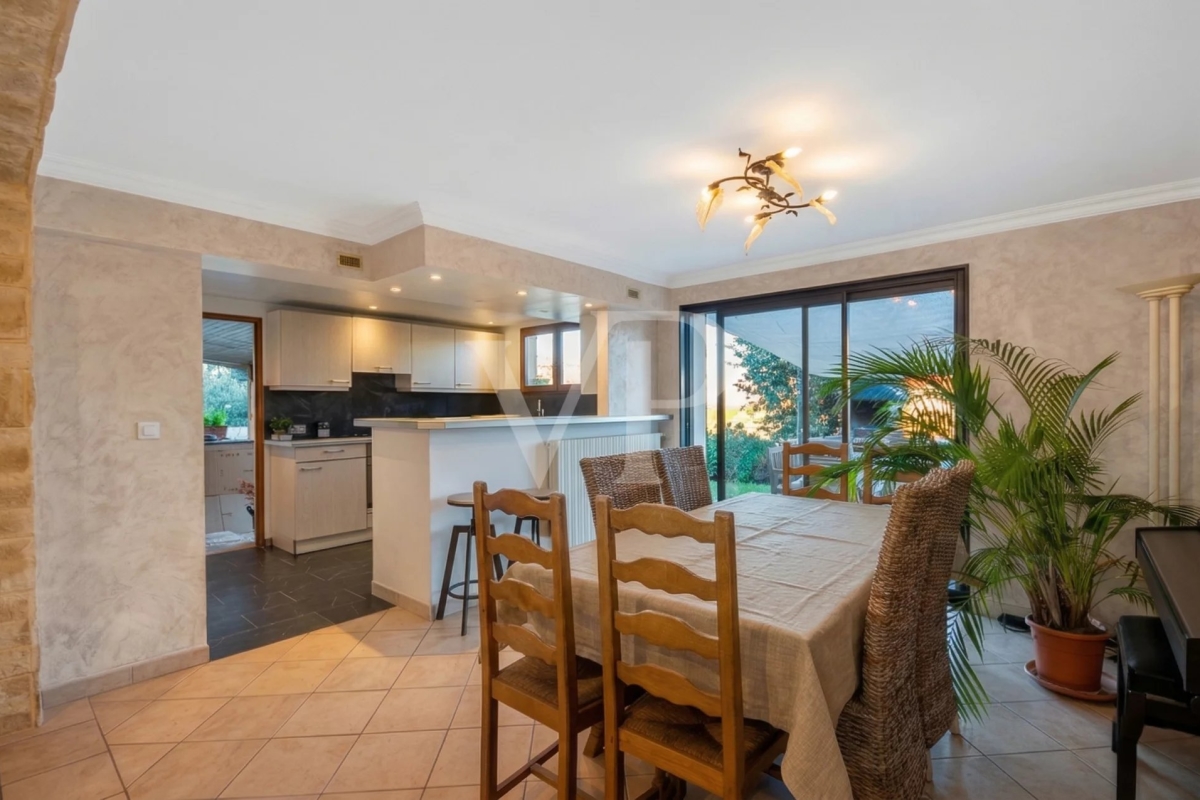 Maison de luxe à vendre à Vallauris, 1 175 000 €, Photo 5