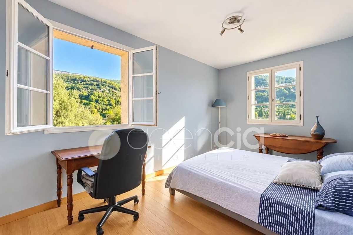 Maison de luxe à vendre à Grasse, 1 050 000 €, Photo 6