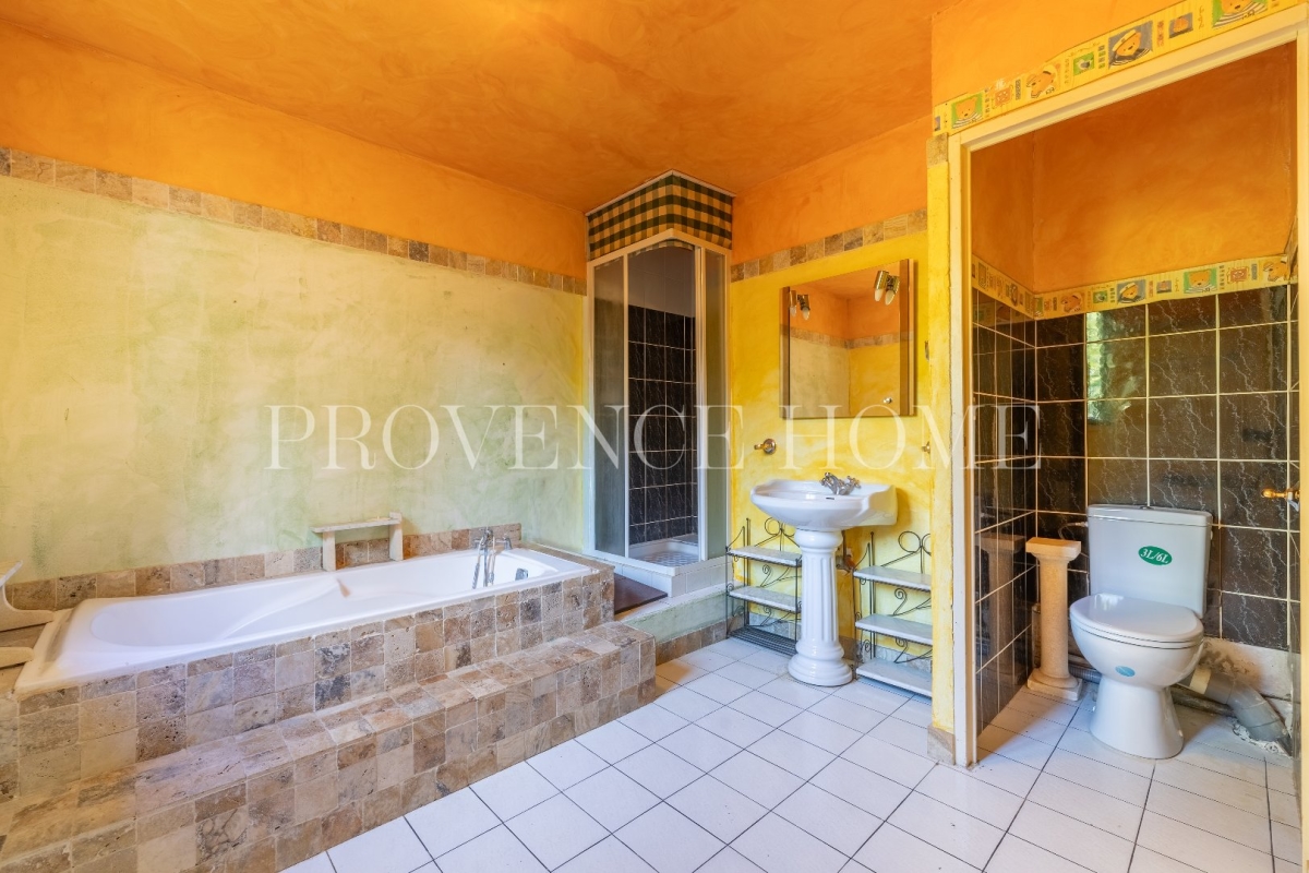 Maison de luxe à vendre à Lacoste, 465 000 €, Photo 7