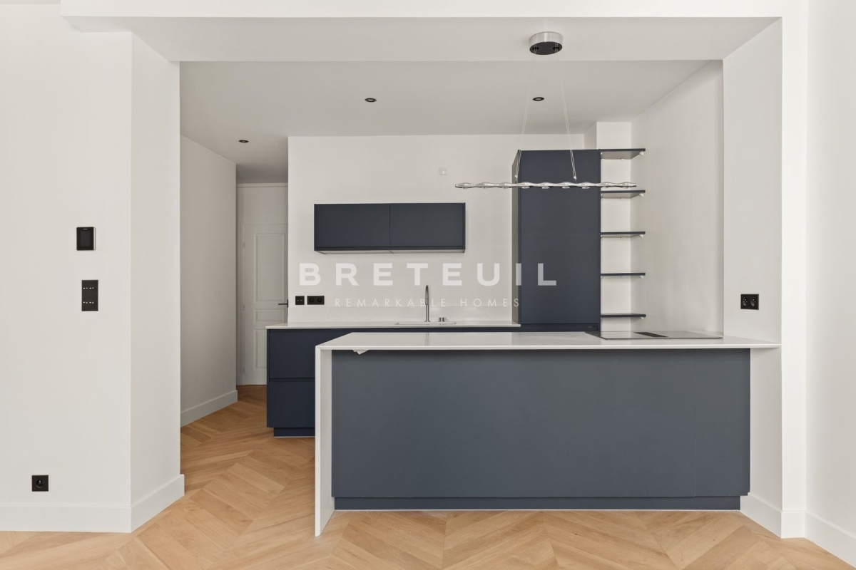 Appartement de luxe à vendre à Paris 6ème, 1 150 000 €, Photo 2