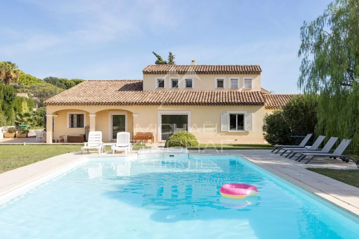 Maison de luxe à vendre à Antibes, 1 895 000 €, Photo 2