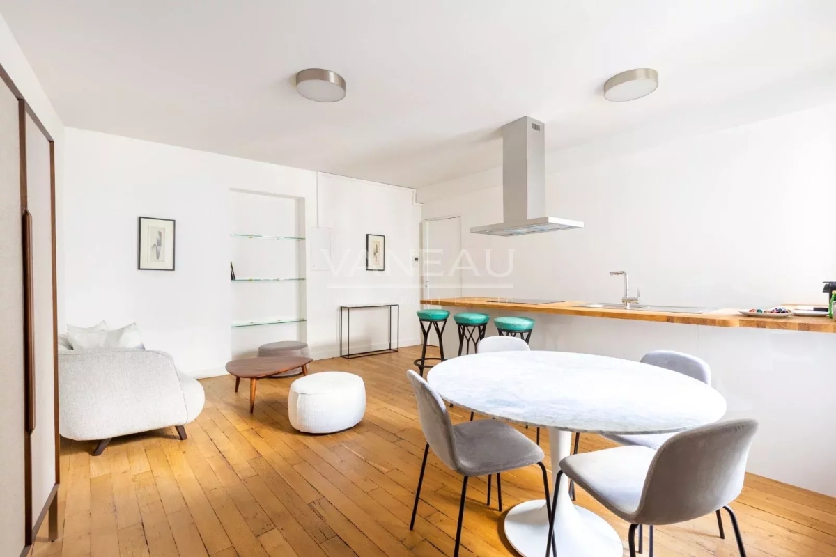 Luxury Apartment for sale in Paris 7ème, 765 000 €, Photo 3