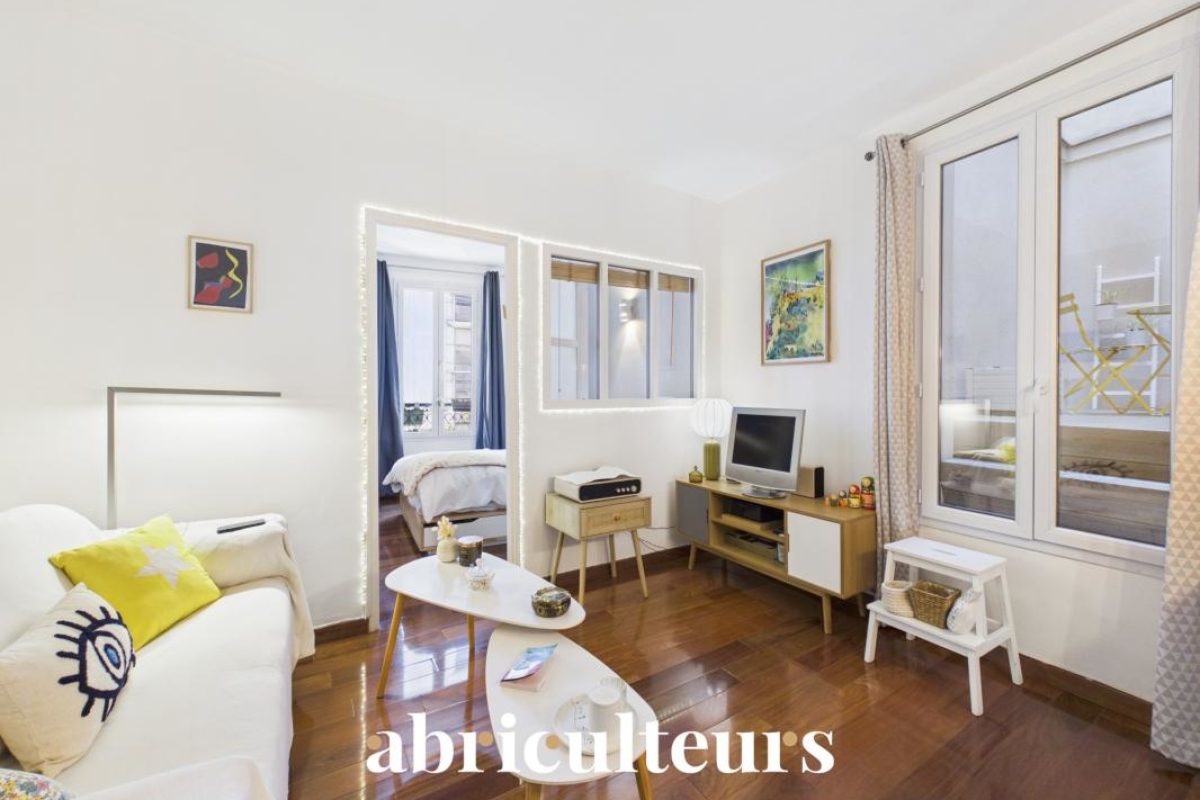 Luxury Apartment for sale in Paris 11ème, 448 997 €, Photo 5