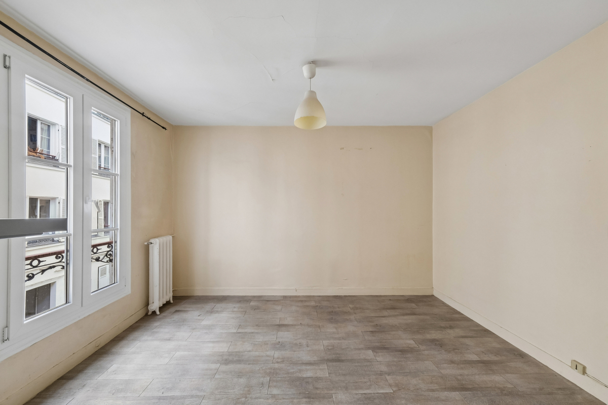 Luxury Apartment for sale in Paris 18ème, 230 000 €, Photo 5