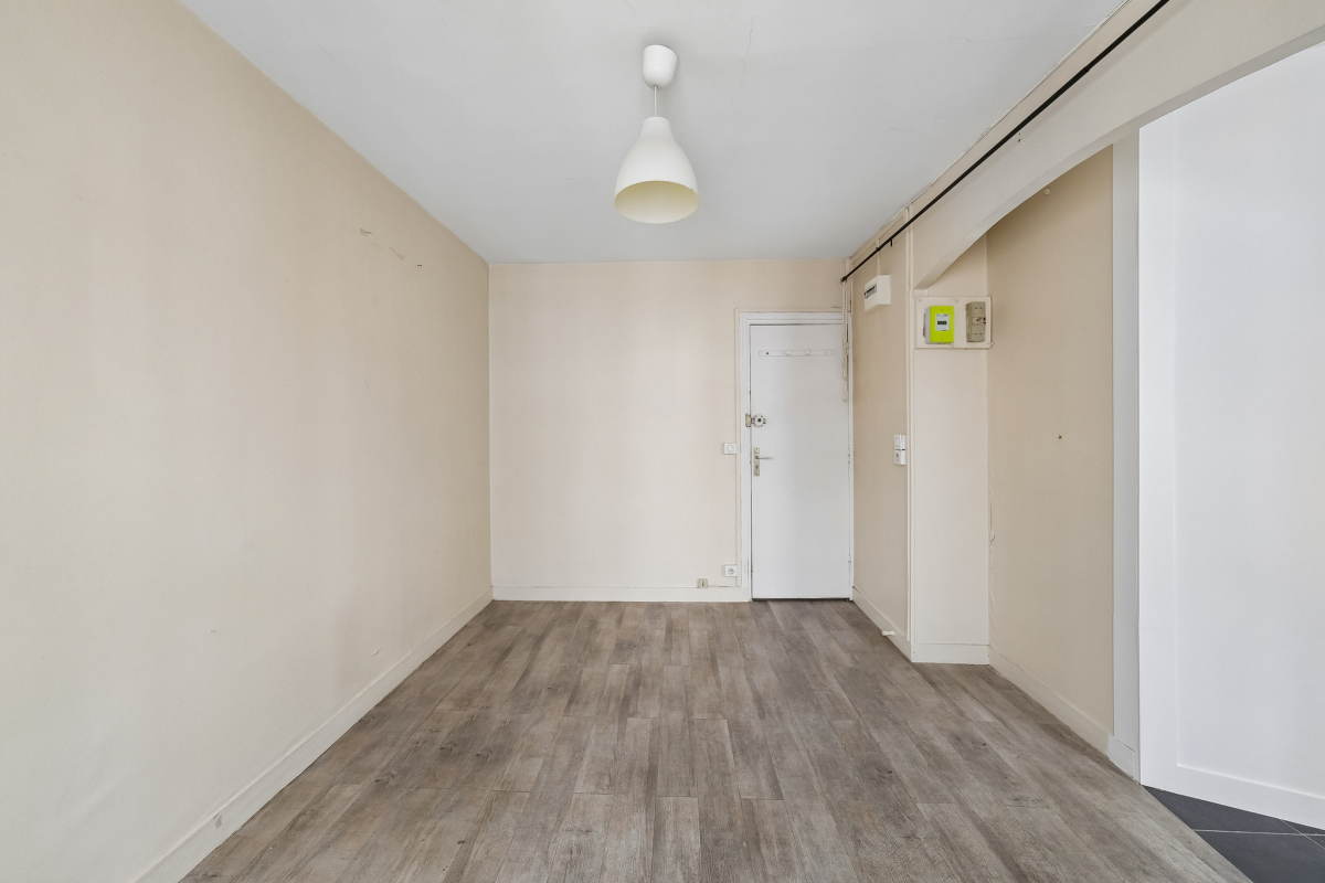 Luxury Apartment for sale in Paris 18ème, 230 000 €, Photo 7