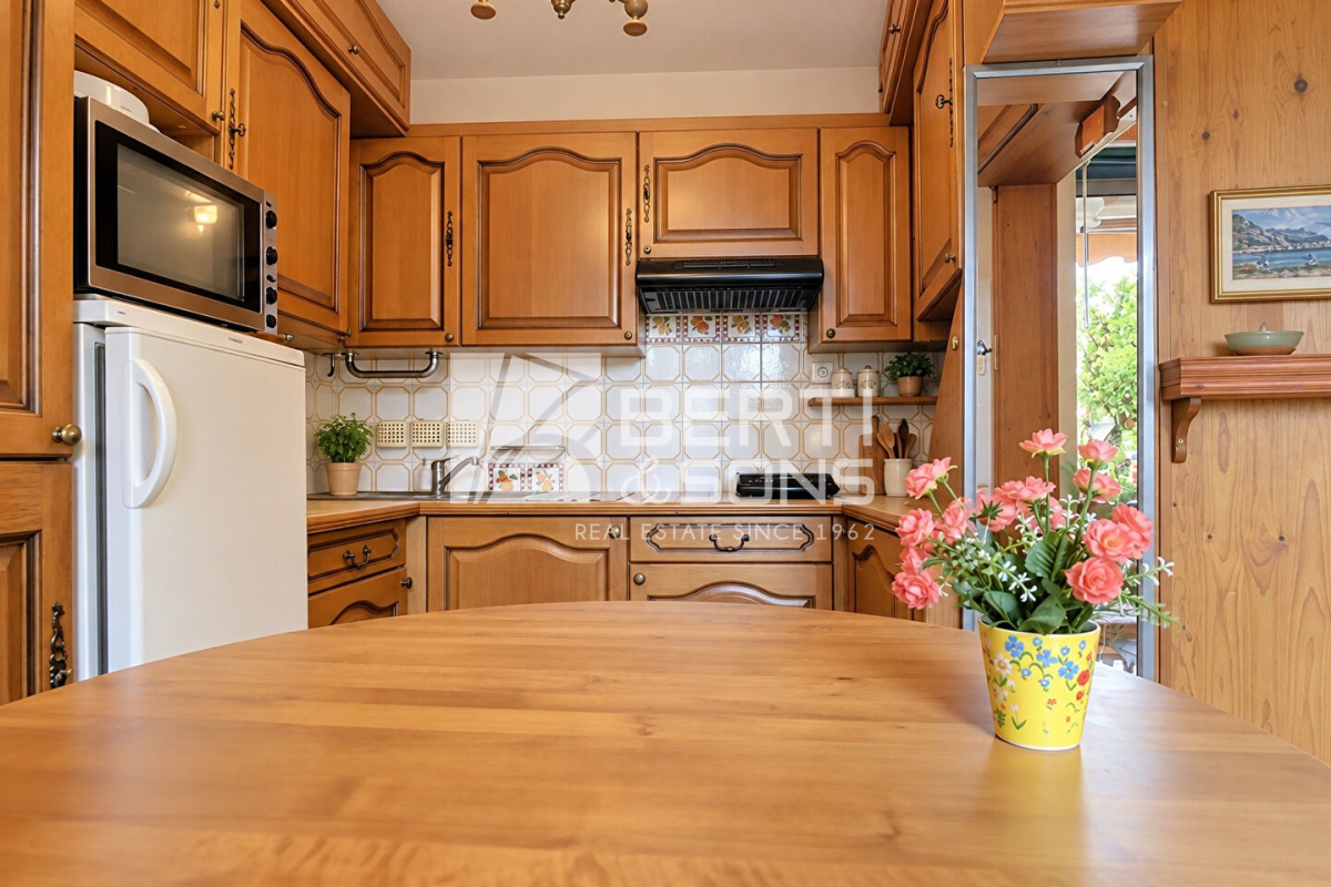 Appartement de luxe à vendre à Mandelieu-la-Napoule, 170 000 €, Photo 3