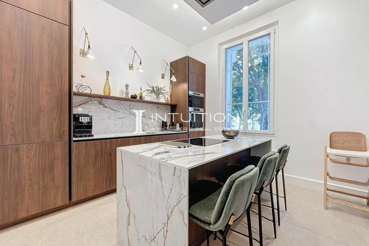 Appartement de luxe à vendre à Antibes, 950 000 €, Photo 6