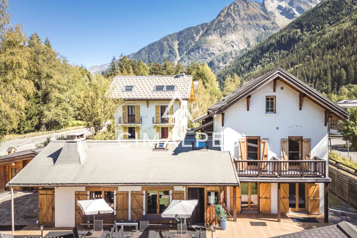 Luxury House for sale in Chamonix-Mont-Blanc, 2 790 000 €, Photo 1
