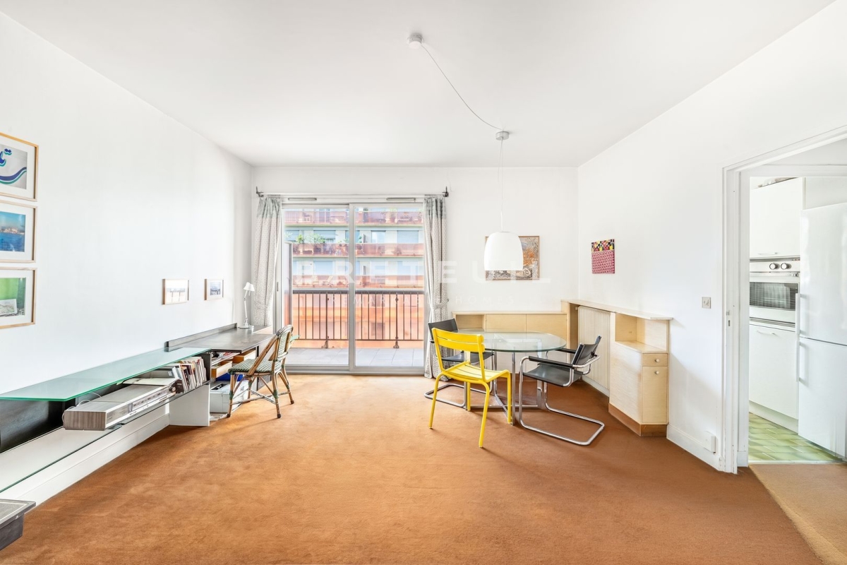 Appartement de luxe à vendre à Paris 7ème, 450 000 €, Photo 2