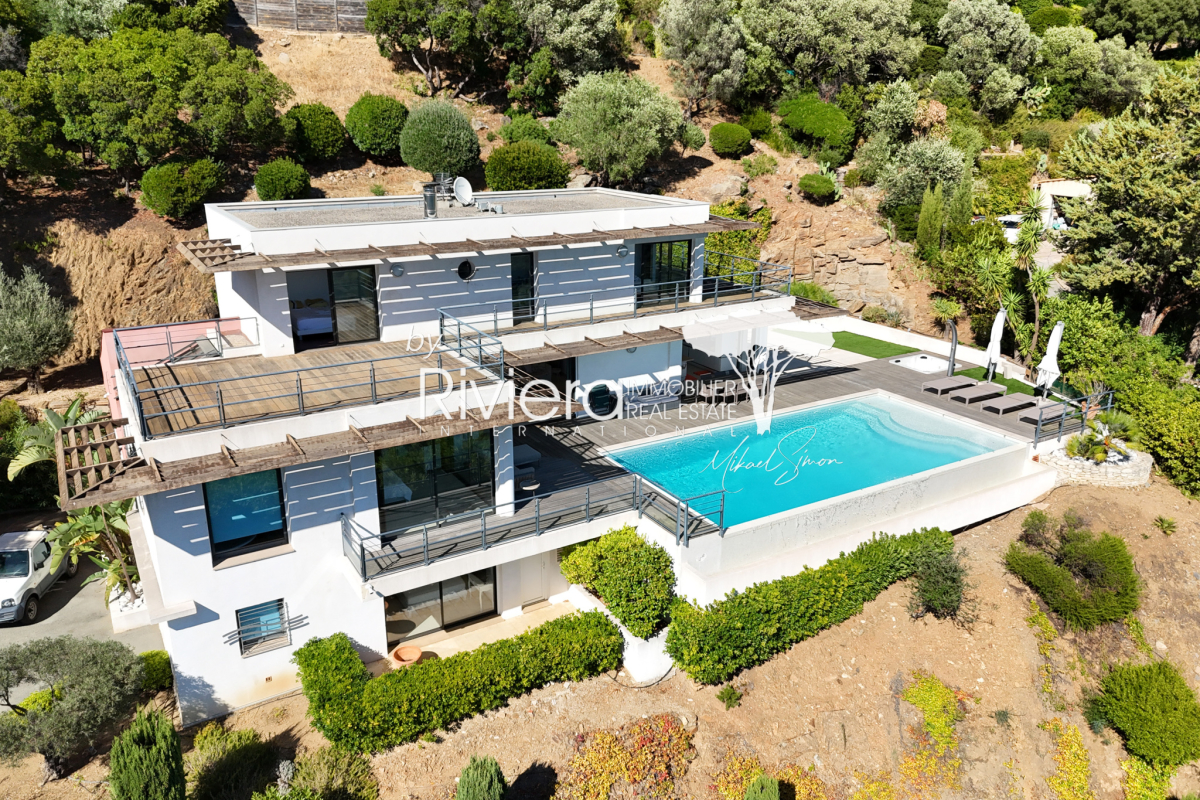 Luxury House for sale in Cavalaire-sur-Mer, 2 995 000 €, Photo 3