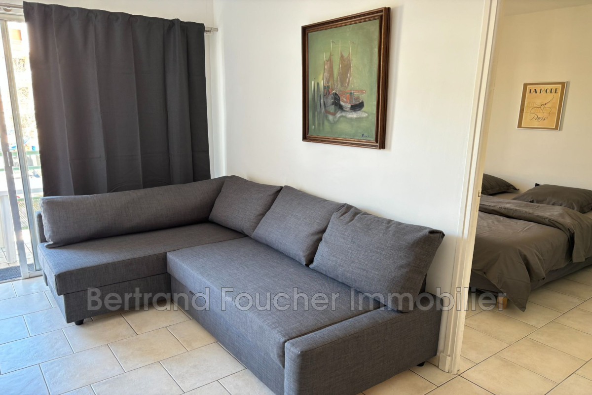 Luxury Apartment for sale in Cavalaire-sur-Mer, 210 000 €, Photo 3