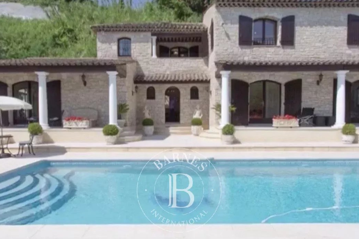 Luxury House for sale in Cagnes-sur-Mer, 2 120 000 €, Photo 4