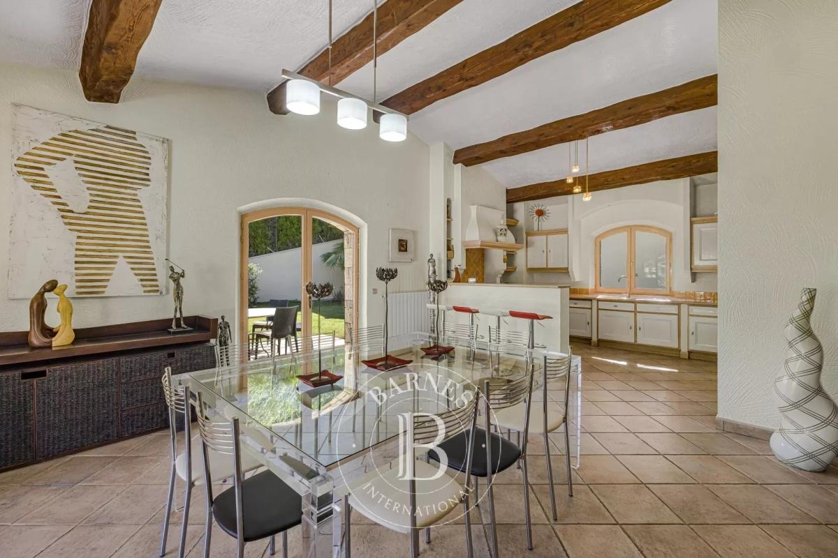 Luxury House for sale in Cagnes-sur-Mer, 2 120 000 €, Photo 6