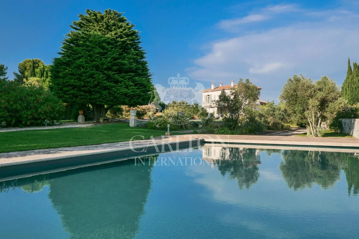 Luxury House for sale in Saint-Cyr-sur-Mer, 5 500 000 €, Photo 7